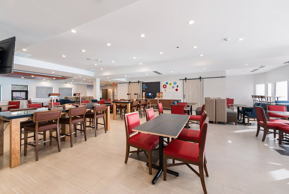 Holiday Inn Express Naperville 49/69