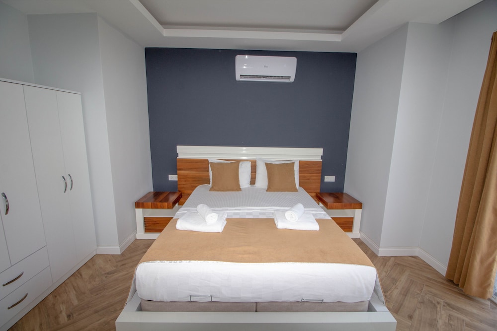 Zehra Villas 14/50