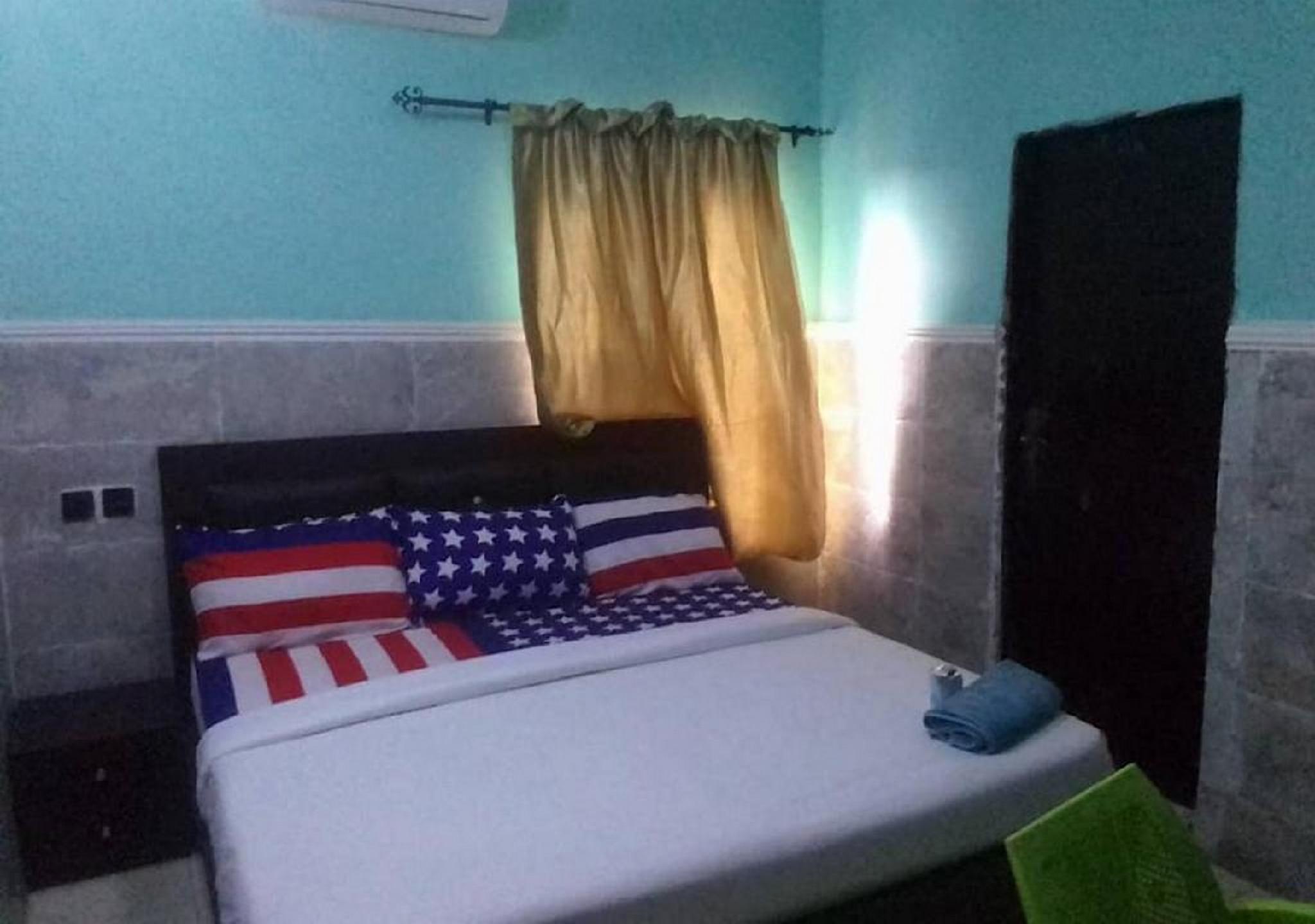 Super, Deluxe, King Bed