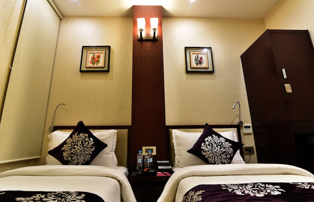 Hotel Kama International 13/40