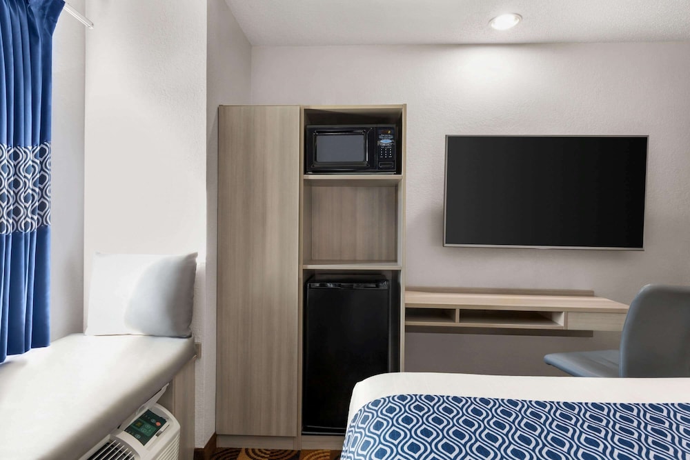 Microtel Inn Suites By Wyndham Lincoln 26/57