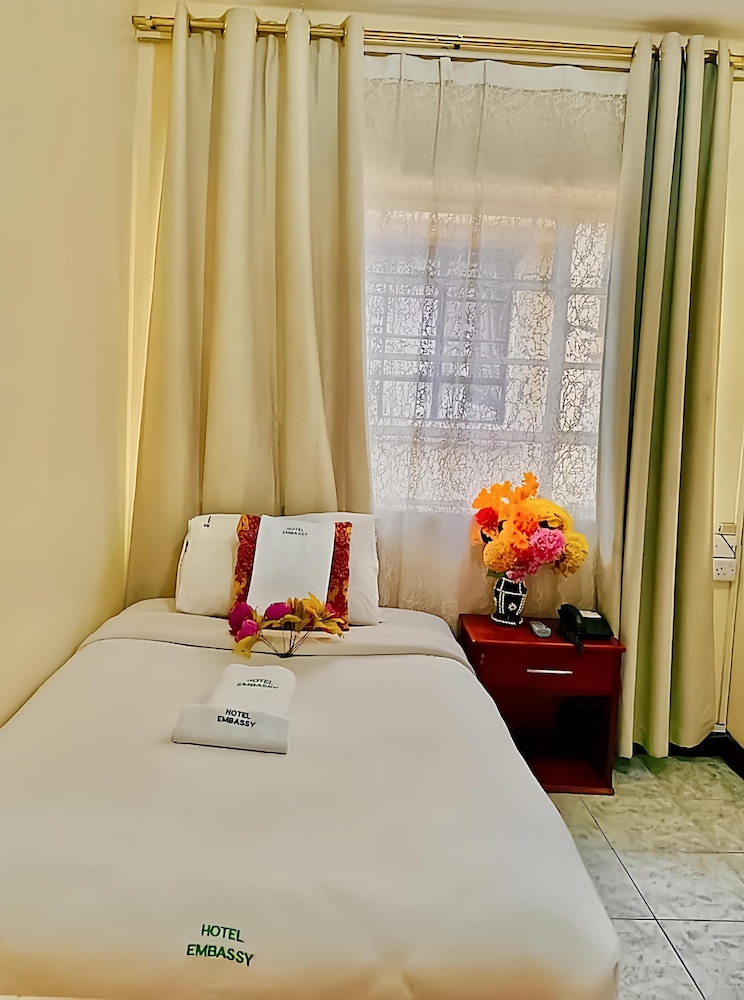 Hotel Embassy 15/58