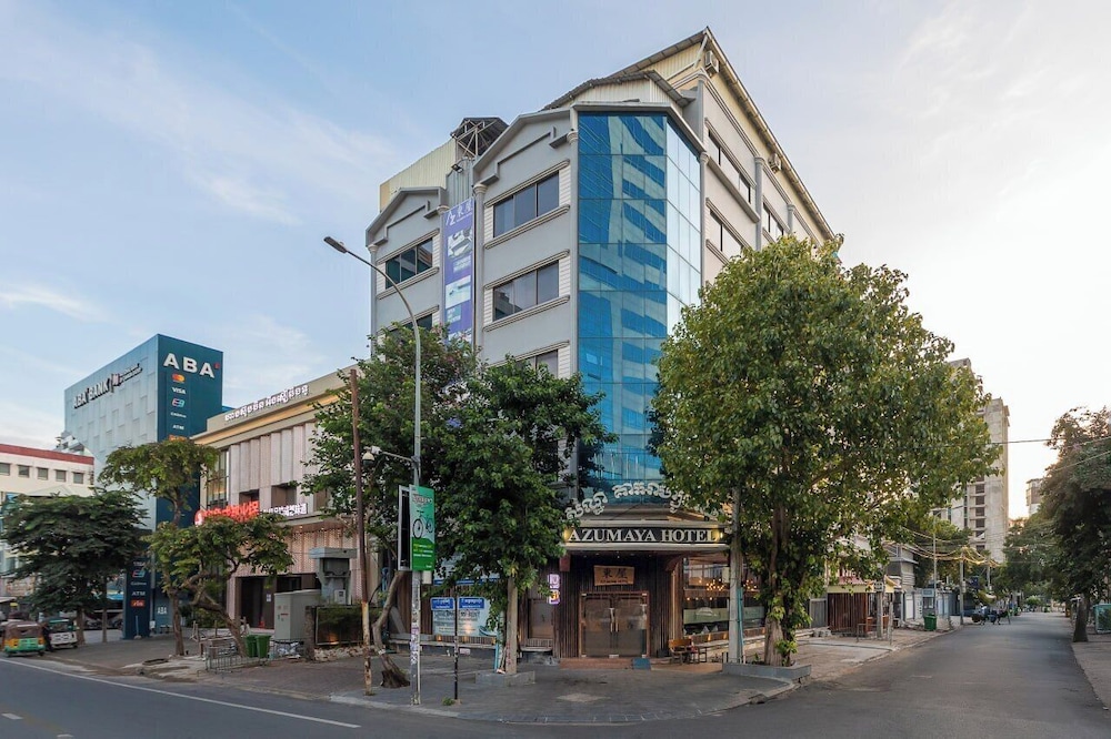Azumaya Hotel Phnom Penh 45/50
