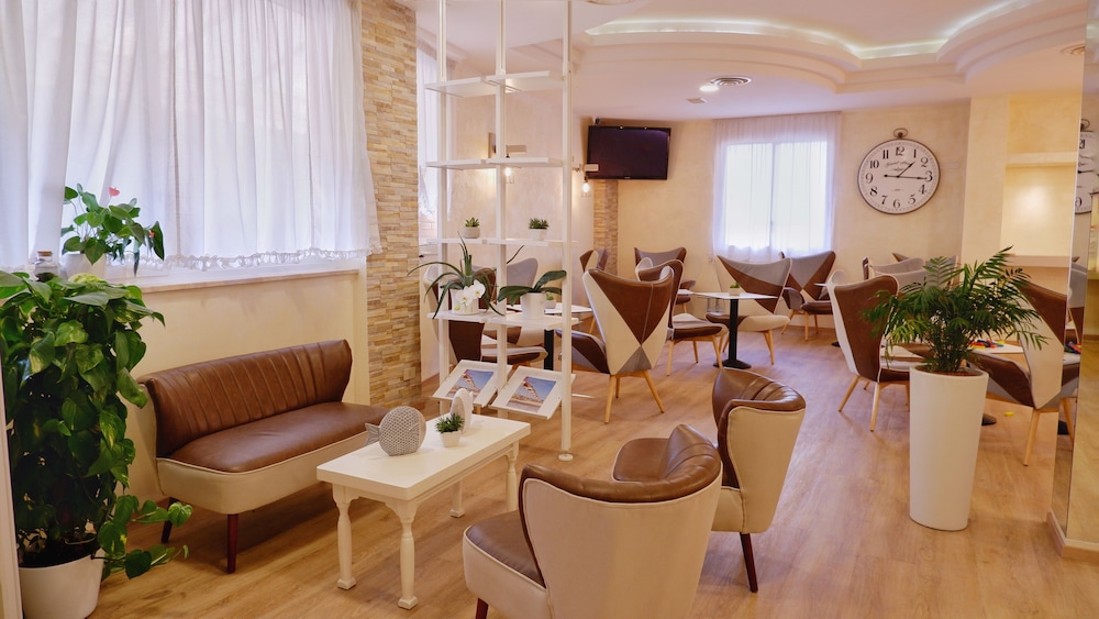 Hotel Venezuela 25/50