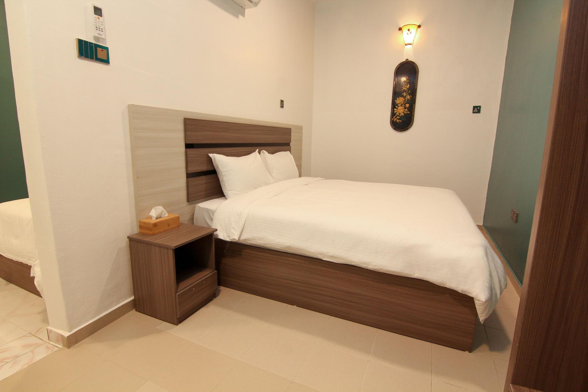 Pearl Inn 13/54