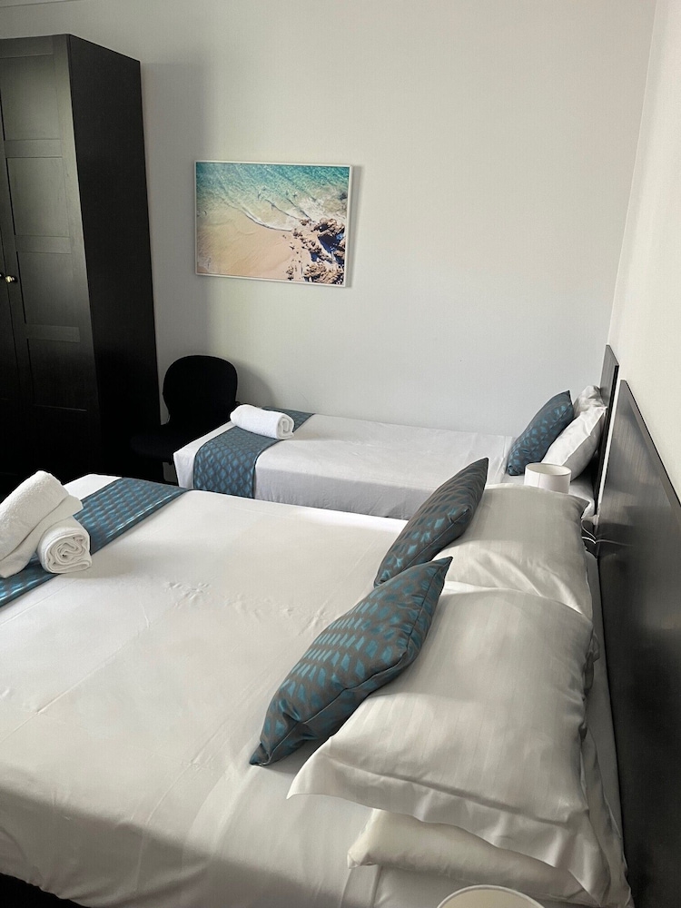 Greenwich Inn Sydney Hotel 30/48