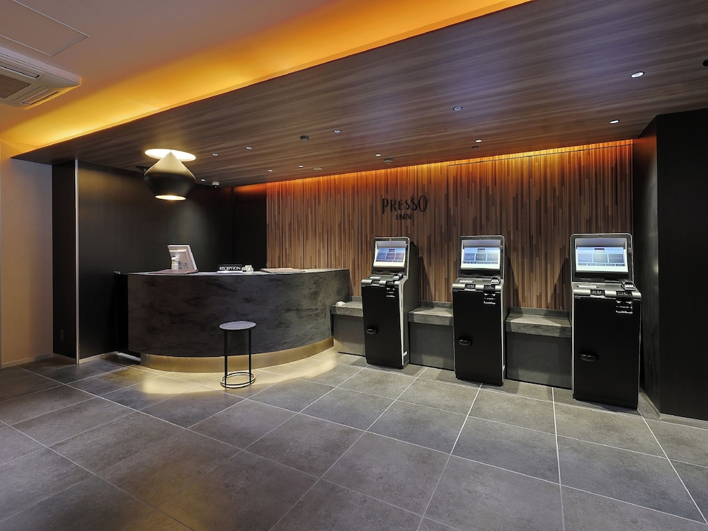 Keio Presso Inn Tokyo Station Yaesu 9/76