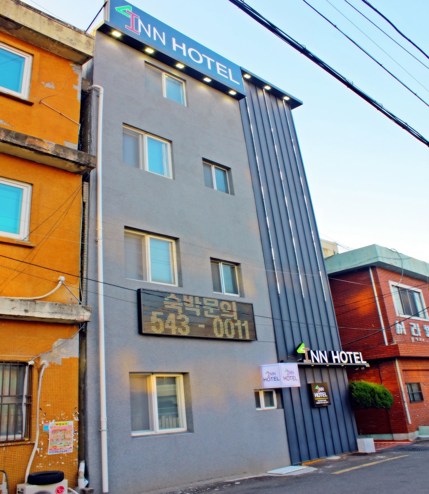 Inn Hotel 8/62