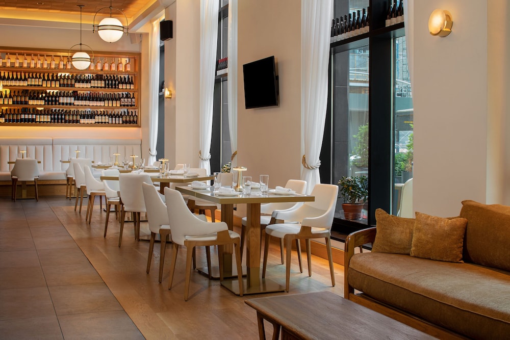 Four Points By Sheraton Manhattan Midtown West 26/30