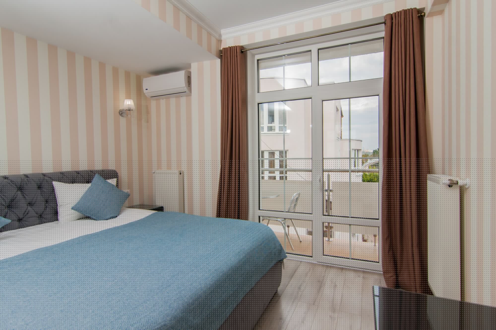 SUPERIOR, DOUBLE BED
