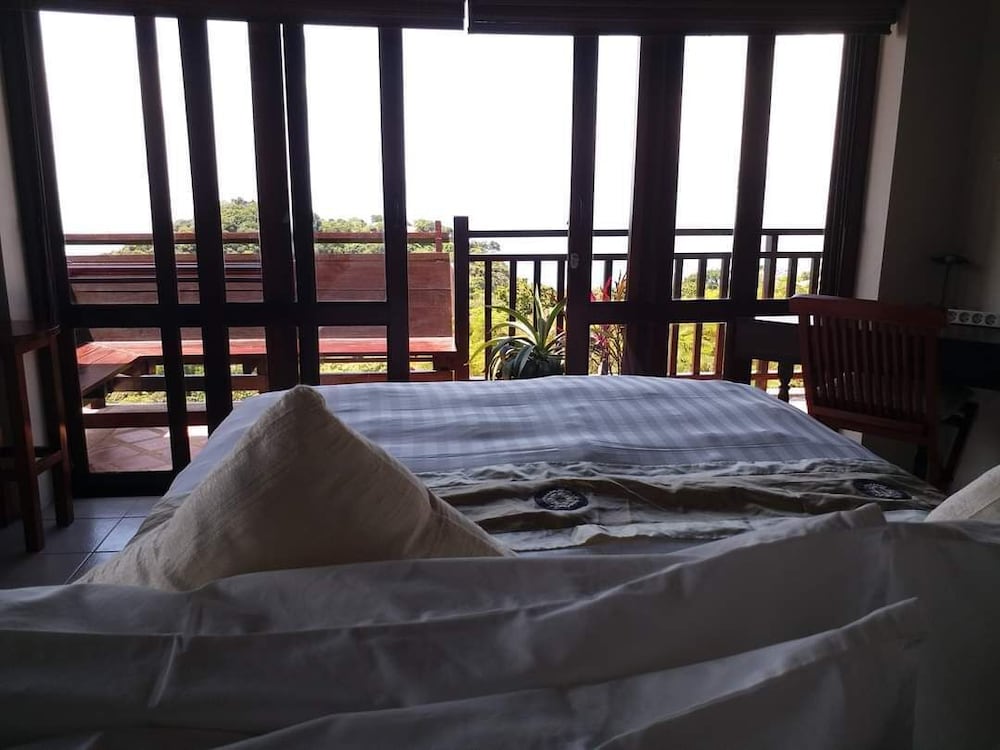 Baan Kantiang See Villa Resort 15/50