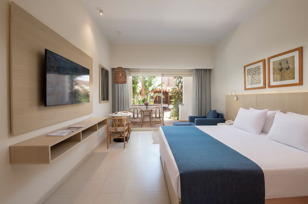 West Bay, Comfort, Twin Beds, Adult Only، Fort Arabesque Beach Resort 2/5
