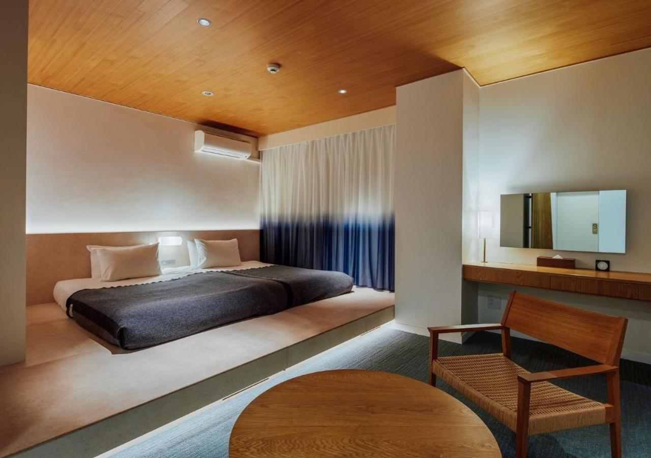 Theater, Deluxe, Double or Twin Bed, Private Bathroom
