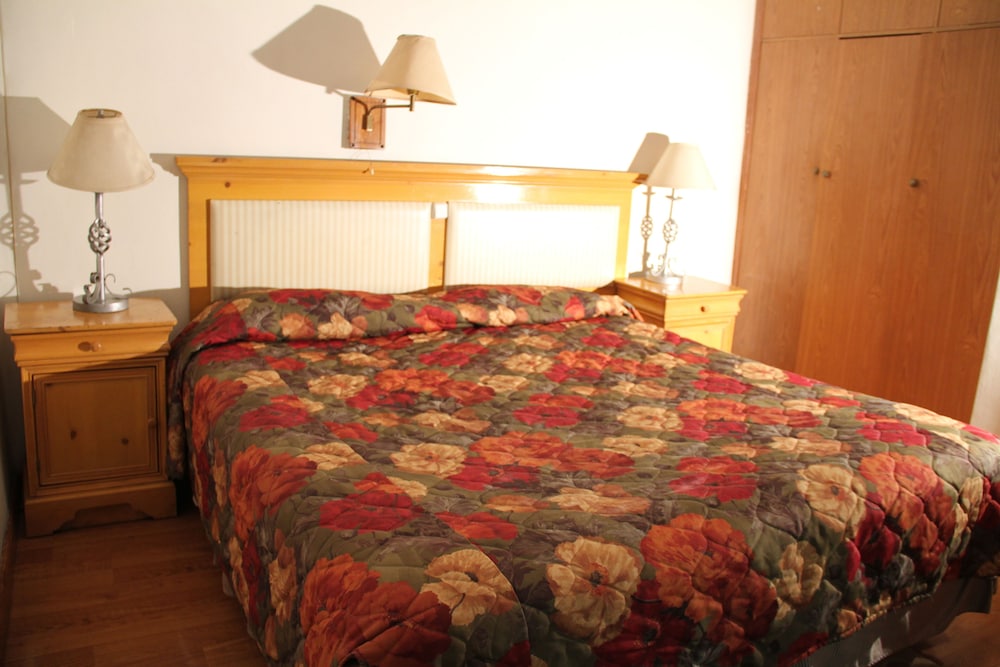 Emmad Furnished Hotel 15/50