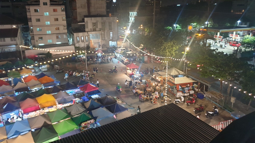 W71 Hotel bangkok 40/50