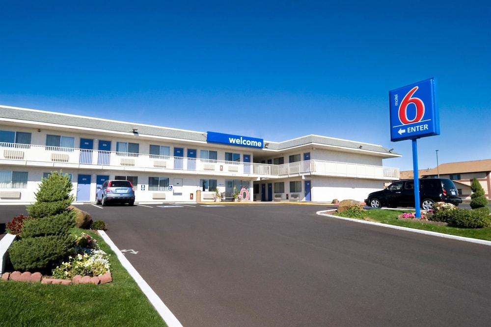 Motel6 Pendleton, OR 3/52