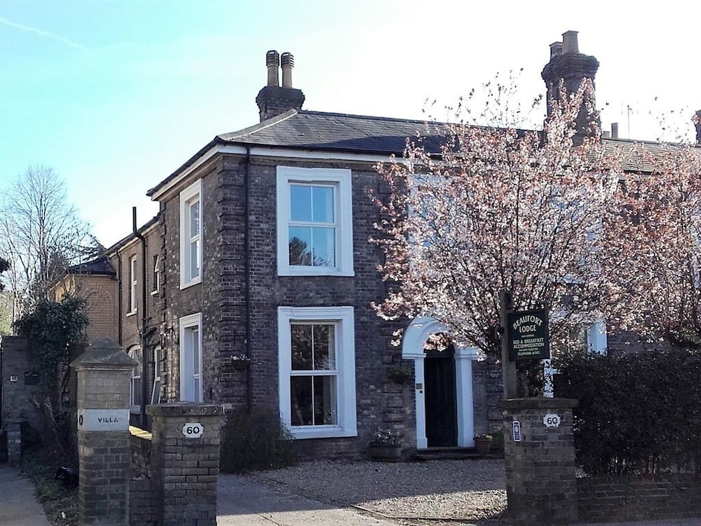 Beaufort Lodge 2/20