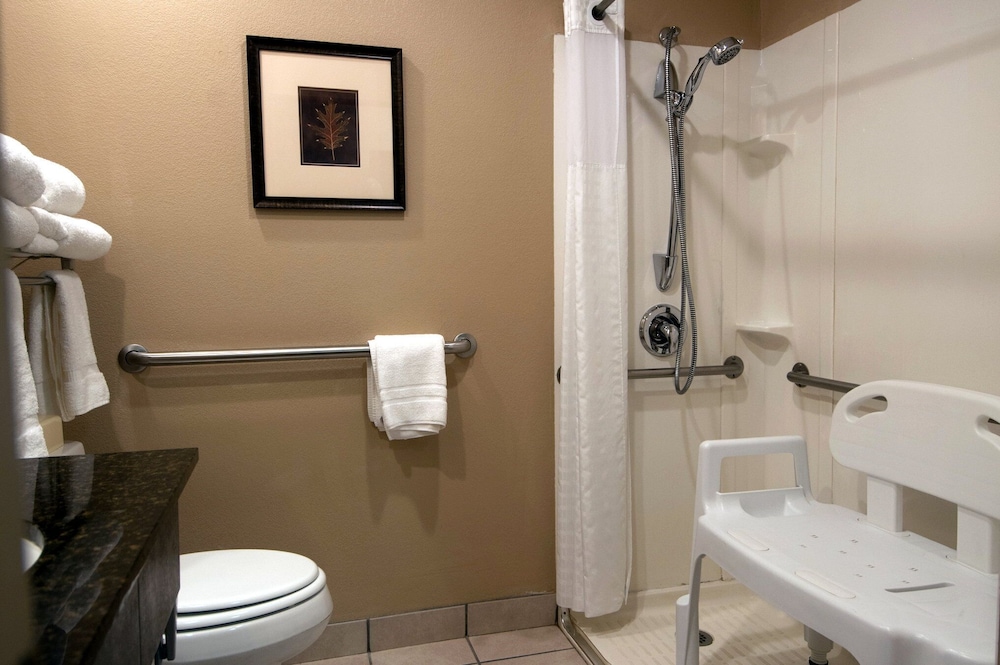 Best Western Plus Heritage Inn 7/36