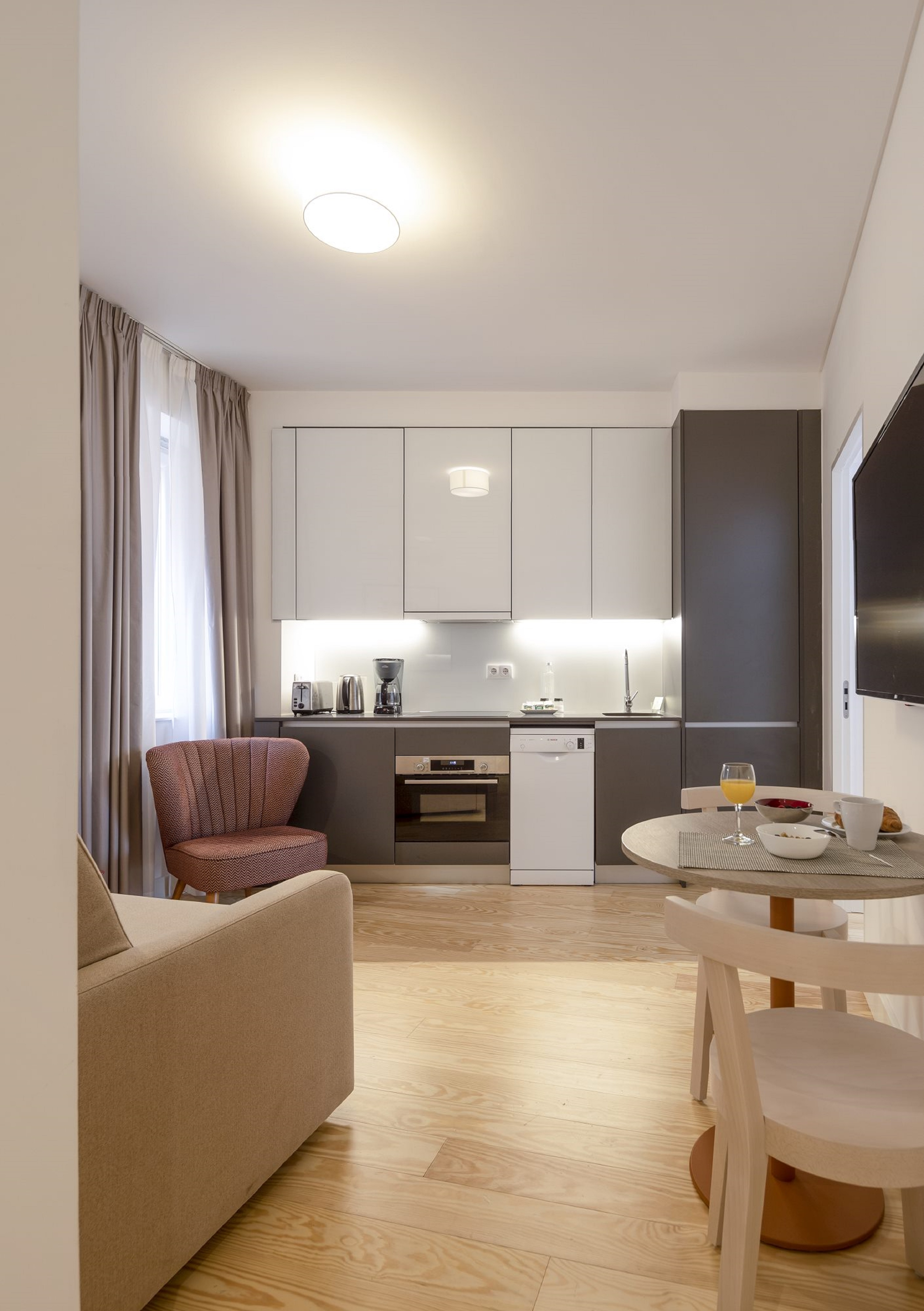 Lisbon Serviced Apartments – Santos 32/43
