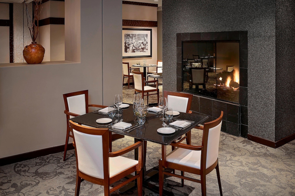 Westin Edmonton 30/40