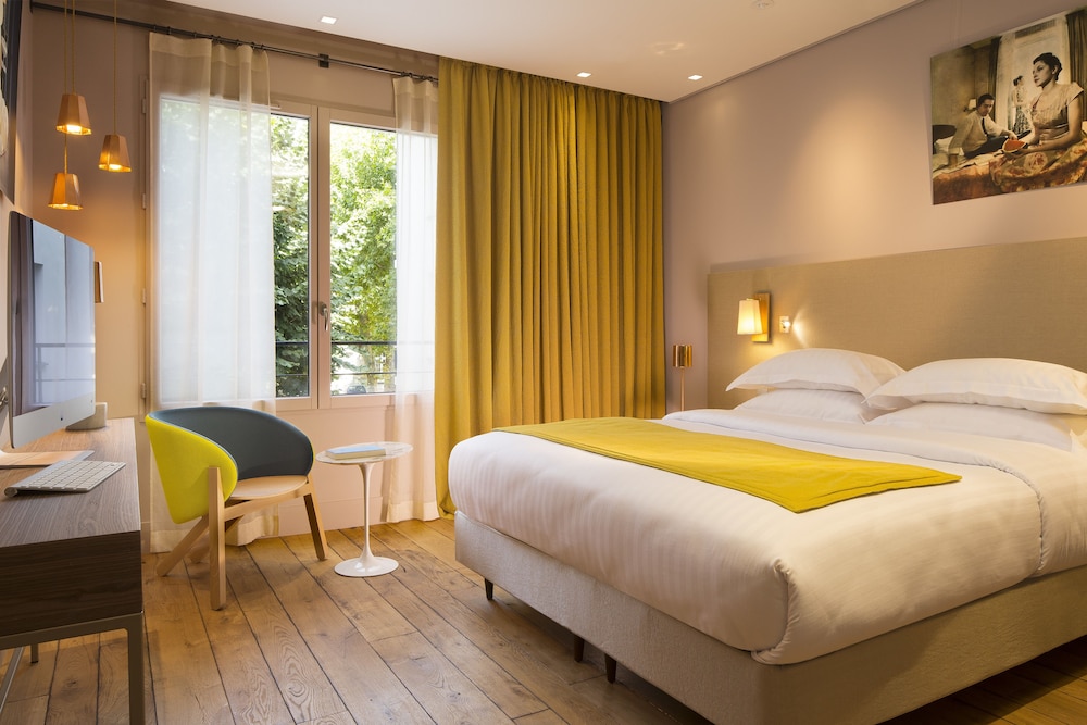 Suite, Garden View