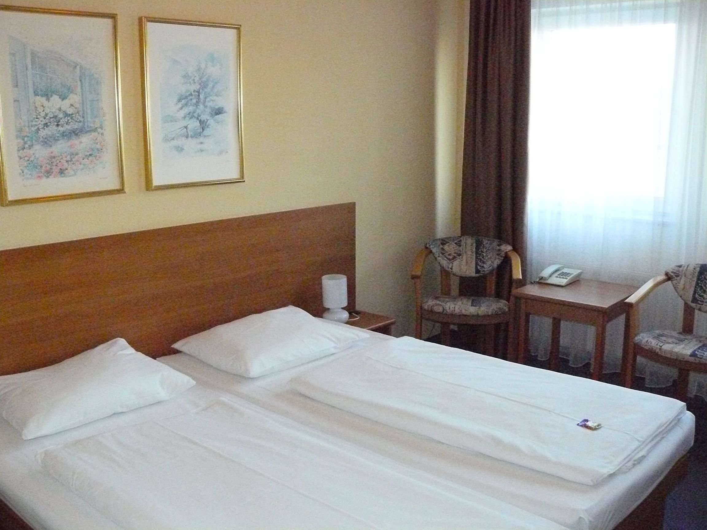 STANDARD, DOUBLE BED