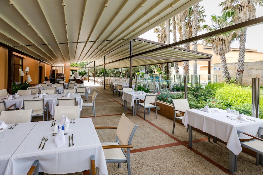 PortBlue Club Pollentia Resort and Spa 53/68