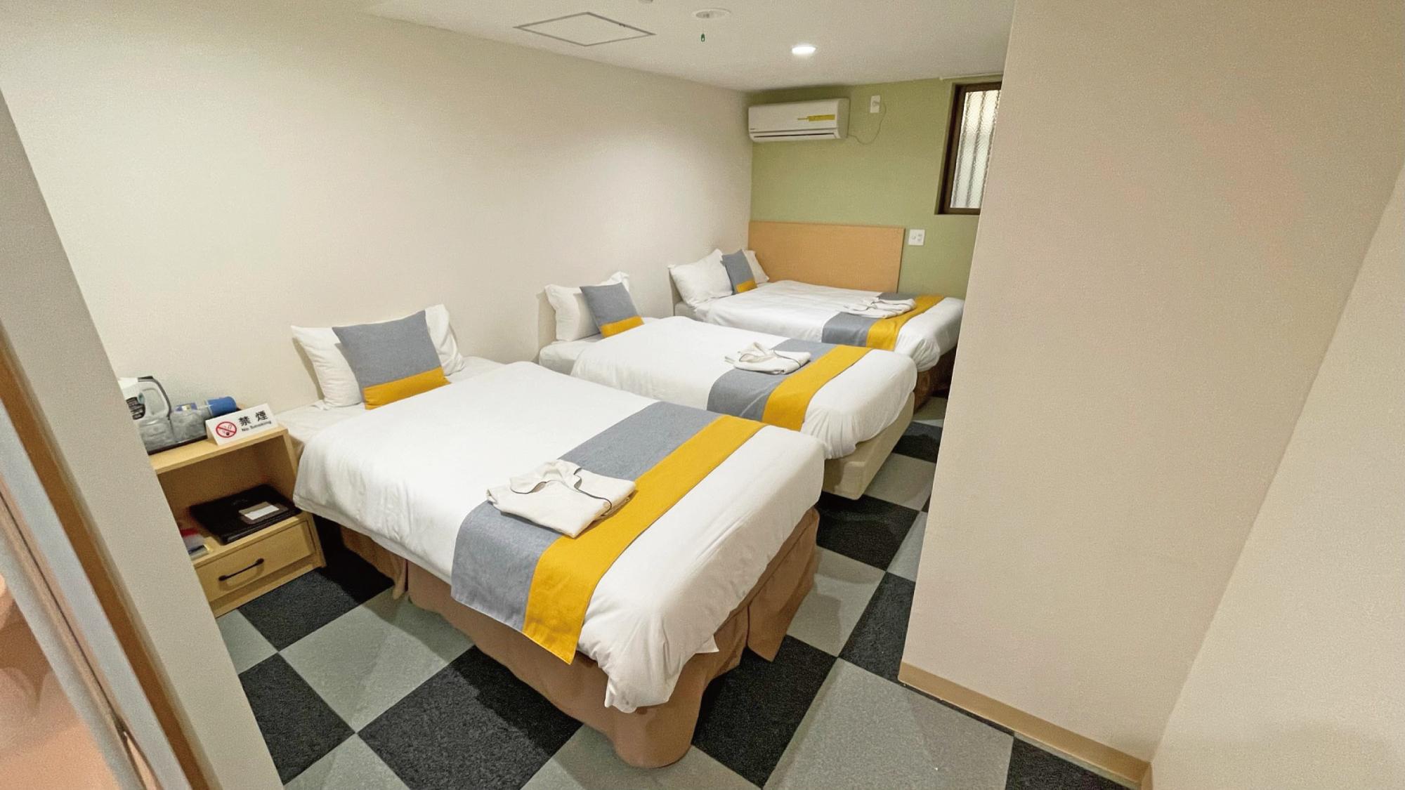 Room, Triple, City View