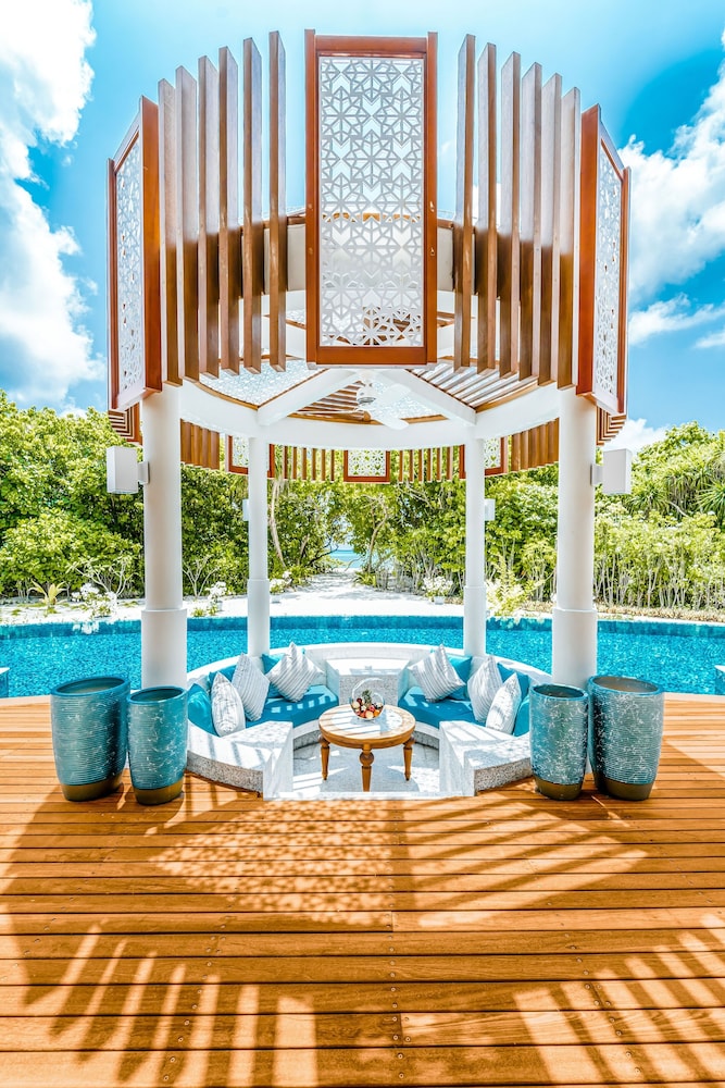 Hideaway Beach Resort and Spa 96/123