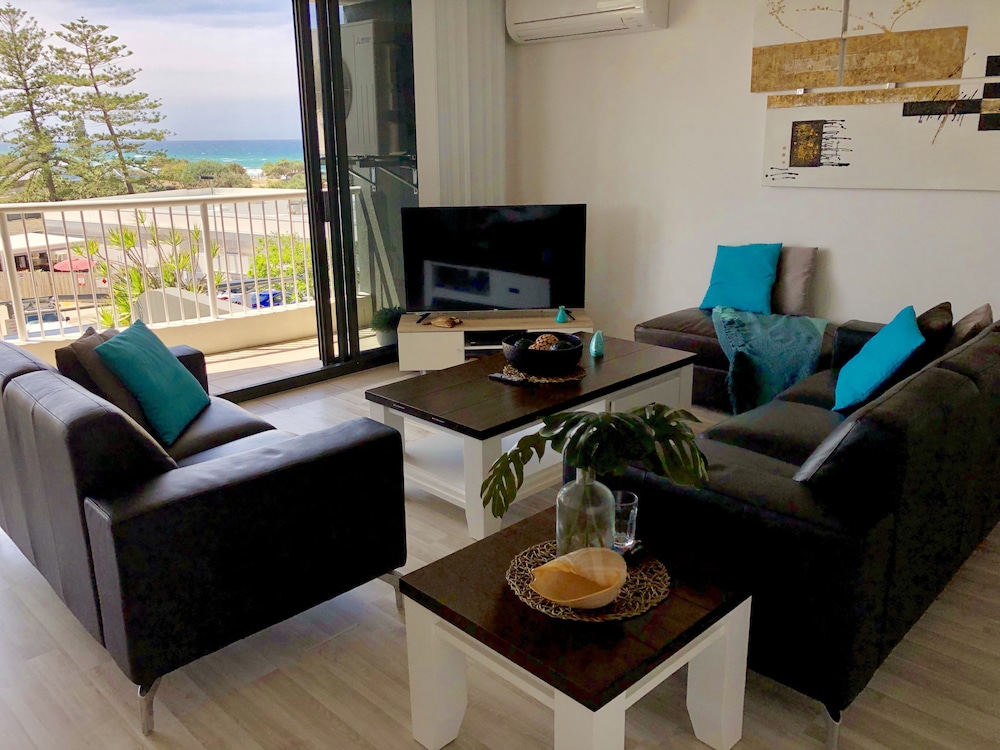 Coolum Beach Resort 36/58