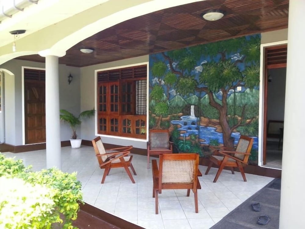 Onix Villa 12/20