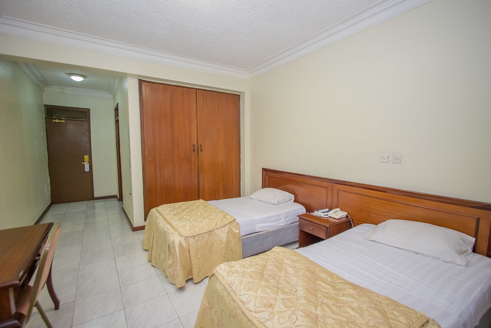Holiday Express Hotel 19/74