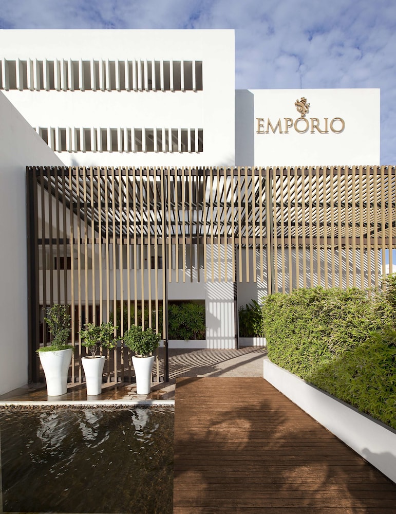 Emporio Mazatlan 58/60