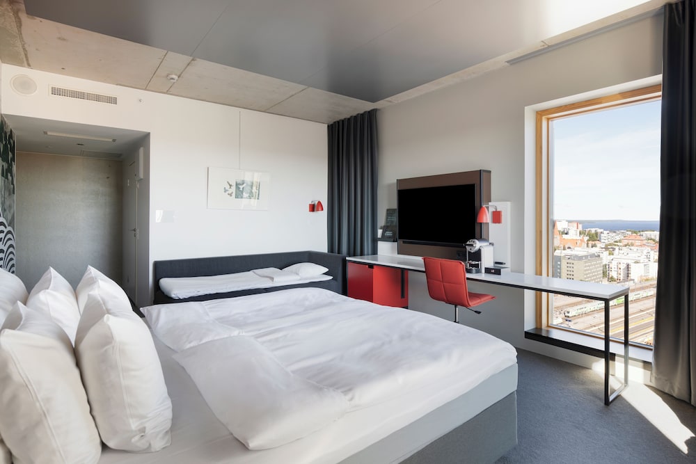 Solo, Supreme, King Bed, Sofa