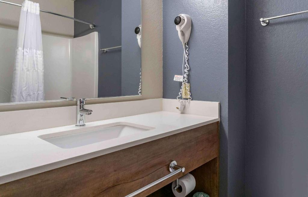 غرفة ديلوكس بسريرين كوين، Extended Stay America Premier Suites - Providence - East Providence 7/10