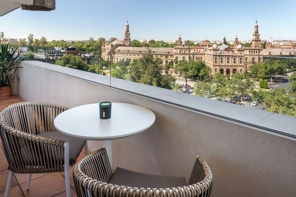The Level at Melia Sevilla 52/62