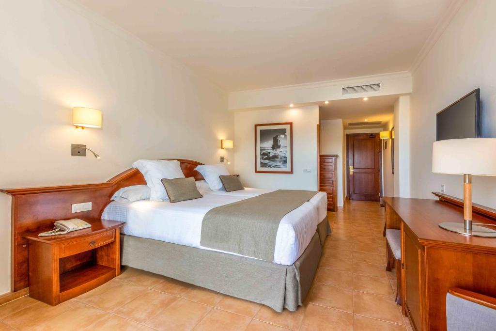 Premium, Single, Double Bed, Private Garden