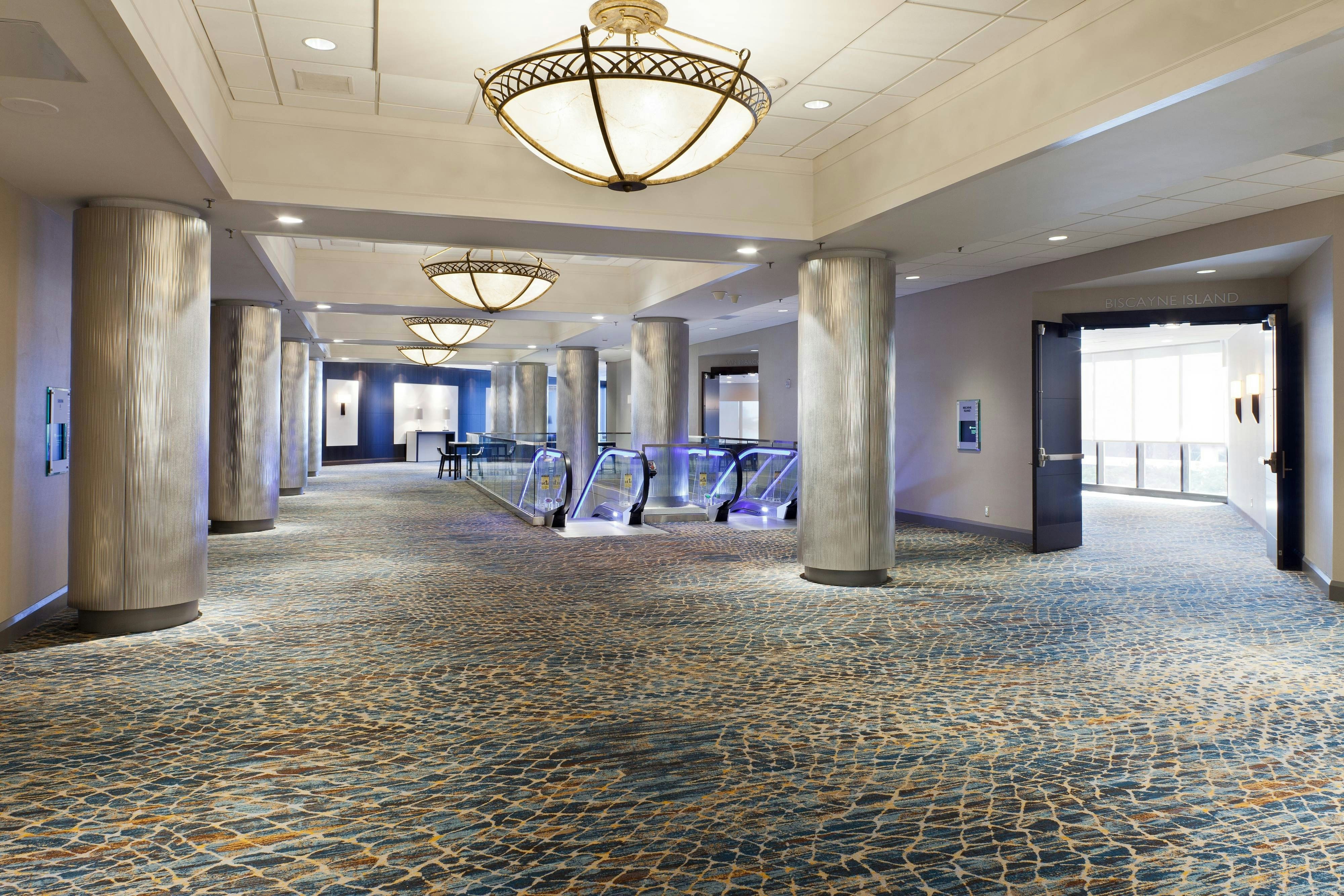 Lobby at MIAMI MARRIOTT BISCAYNE BAY, MIAMI - FL