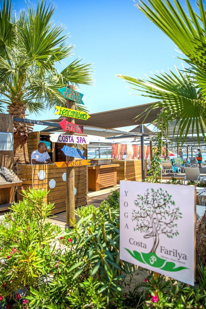 Costa Farilya Special Class Hotel 65/71