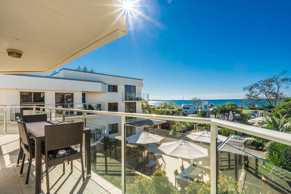 Bayview Beachfront Apartments 31/50