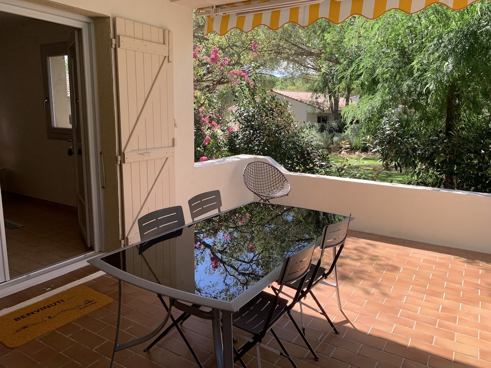 Les Pins De Santa Giulia 37/42