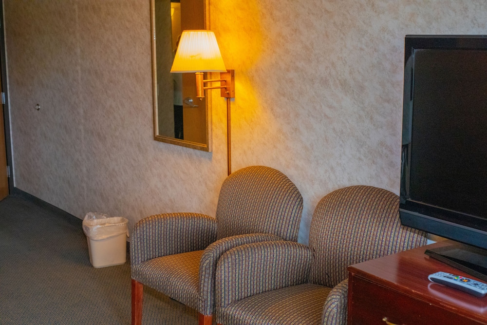 Colfax Inn 41/58