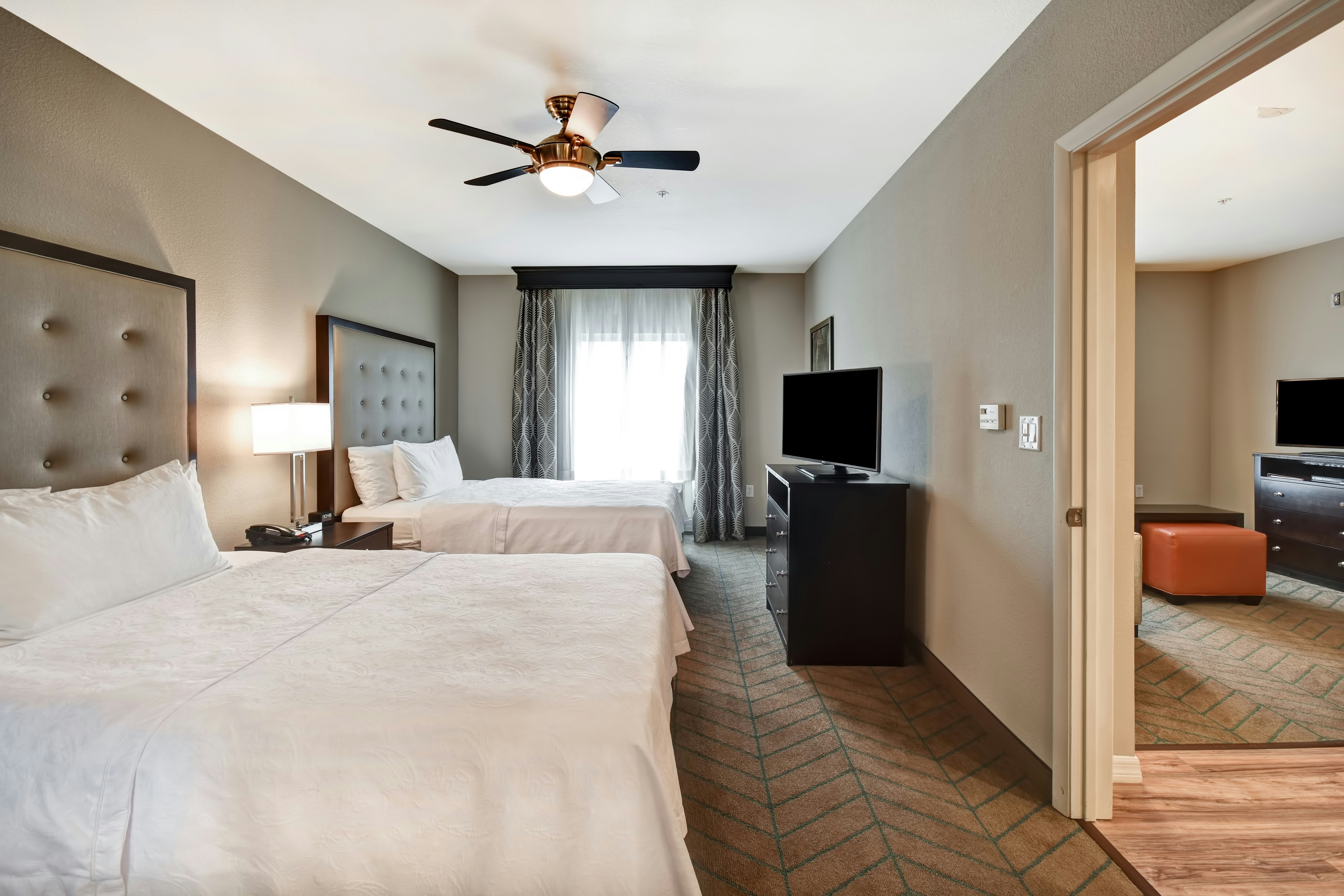 1 Bedroom, 2 Queen Beds