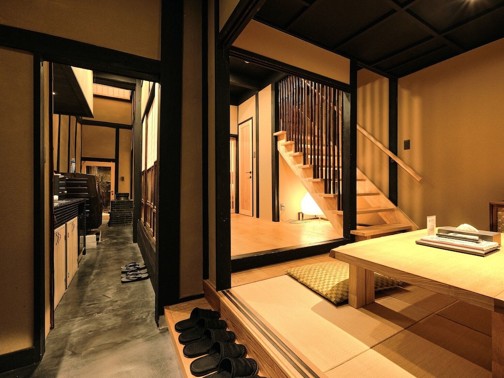 TSUMUGI HACHIJOMINAMOTOCHO [VR] 34/47
