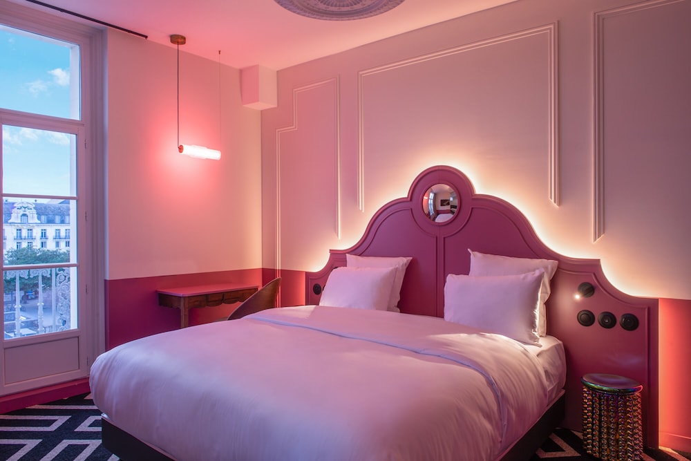 Labe Hotel 10/40