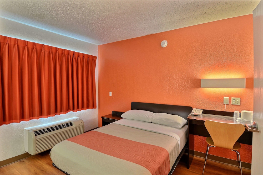 Motel6 Tewksbury, MA - Boston 23/42