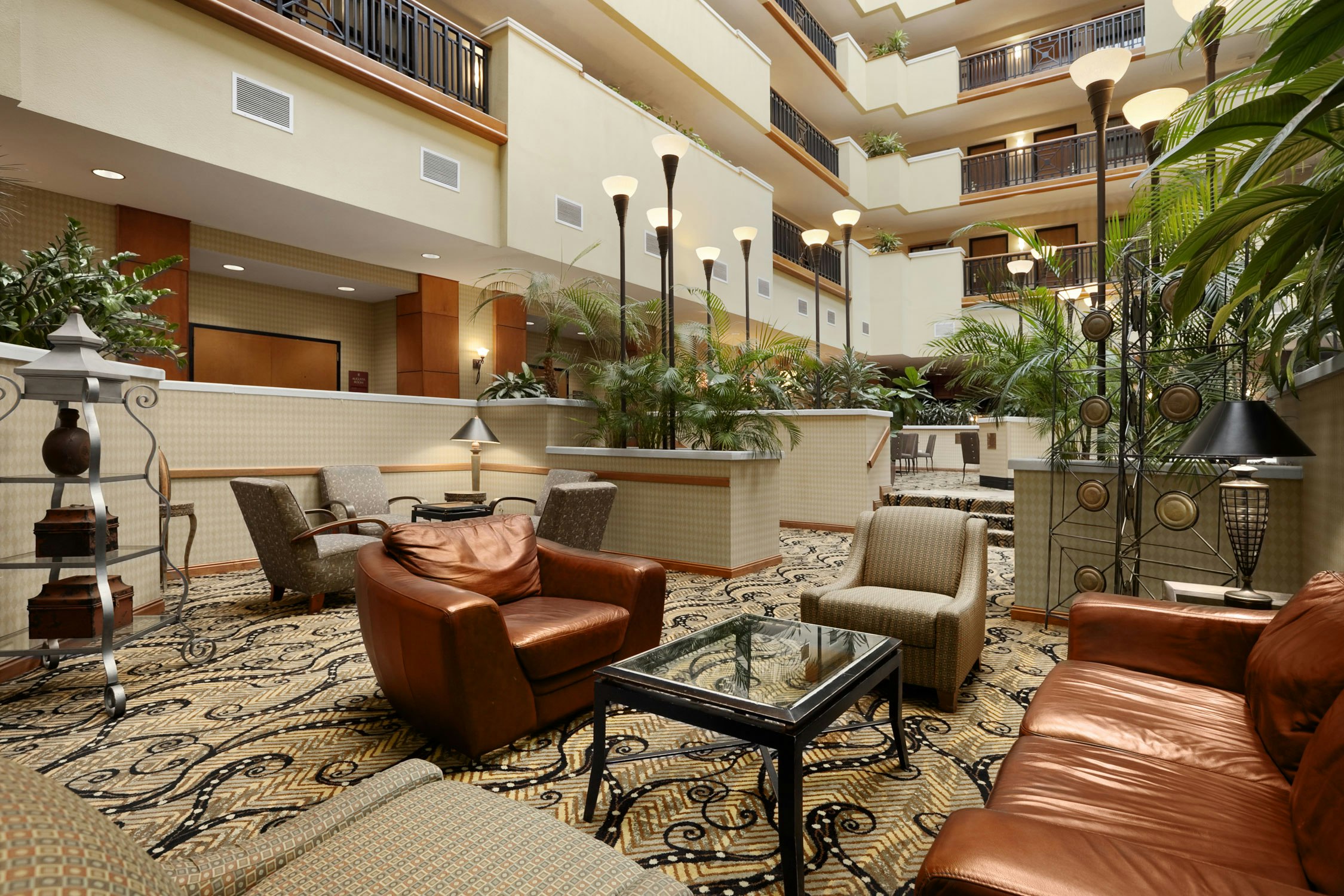 Embassy Suites By Hilton Atlanta Alpharetta 45/82