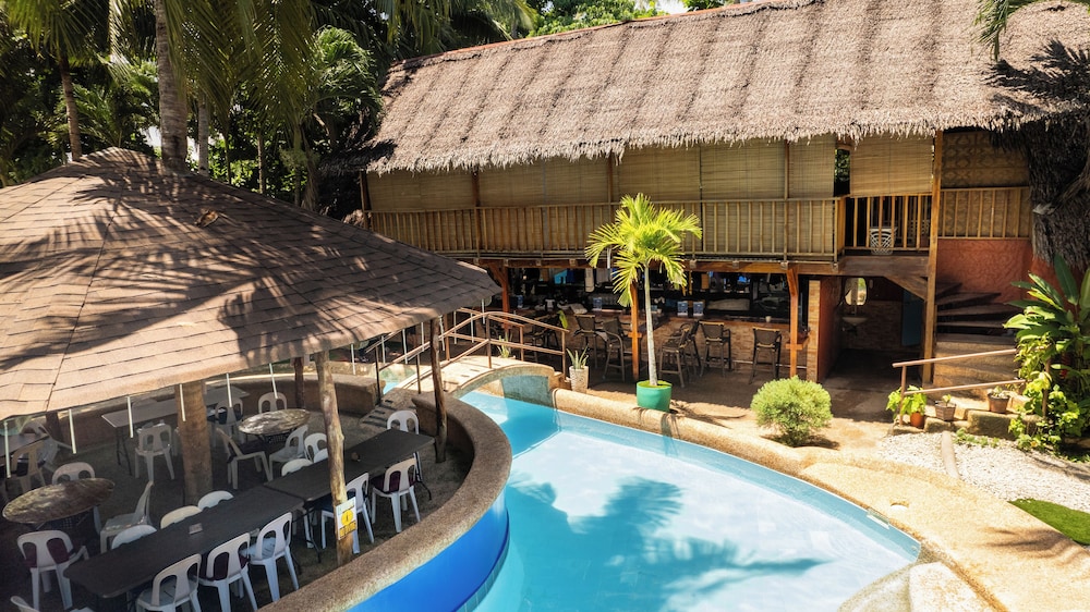 Panglao Chocolate Hills Resort 58/62