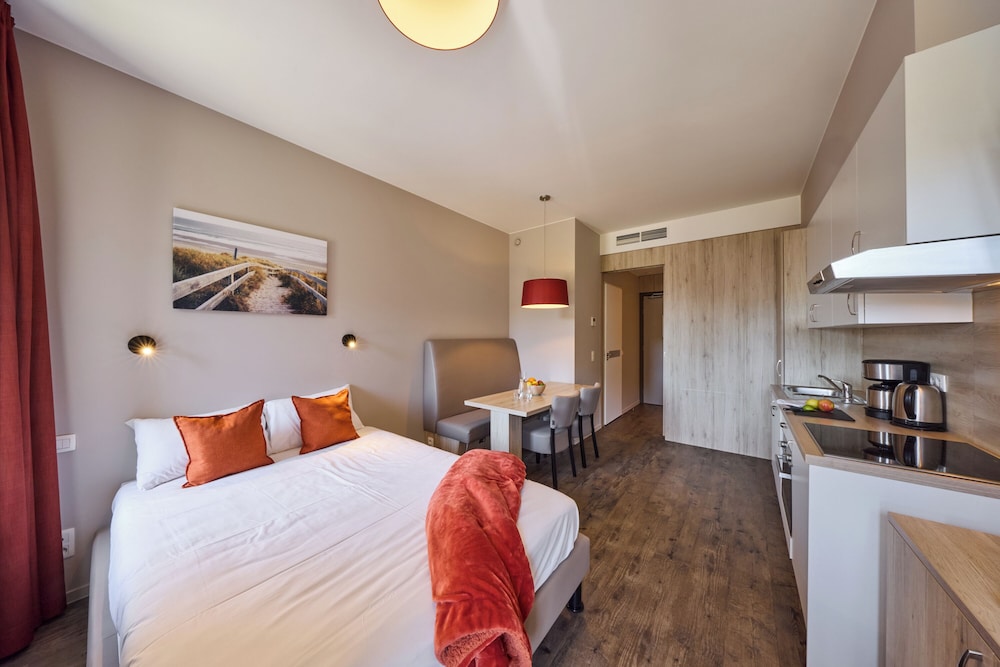 استوديو بسرير مزدوج وسرير بطابقين، Holiday Suites Westende 2/10
