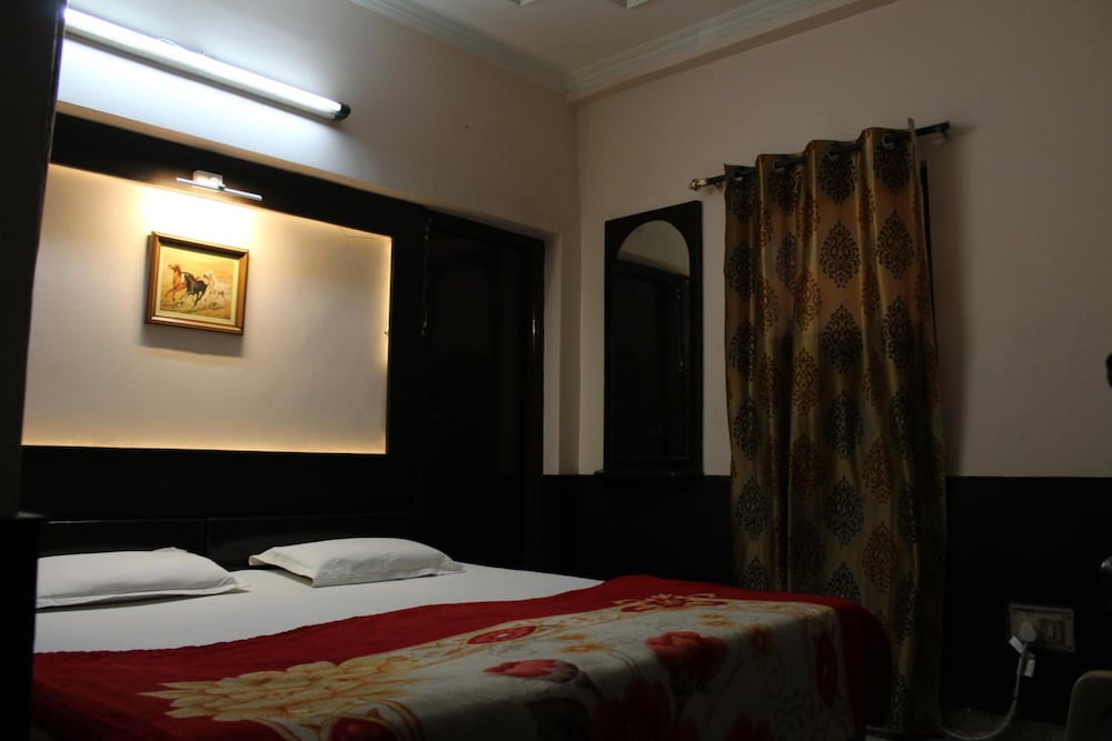 HOTEL AJAY INTERNATIONAL 17/46